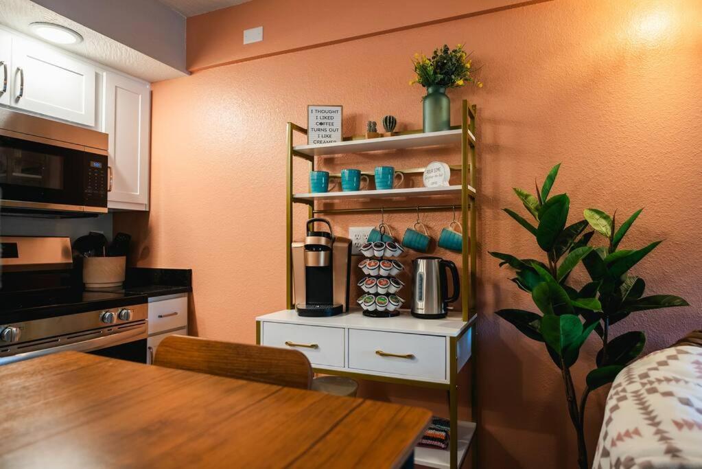 Pet Friendly Boho Condo With Pool--Fitness Center--Next To The Branson Landing--Close To Convention Center And Kanakuk Bagian luar foto